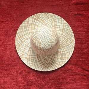 Time and Tru Tan and White Patterned Hat